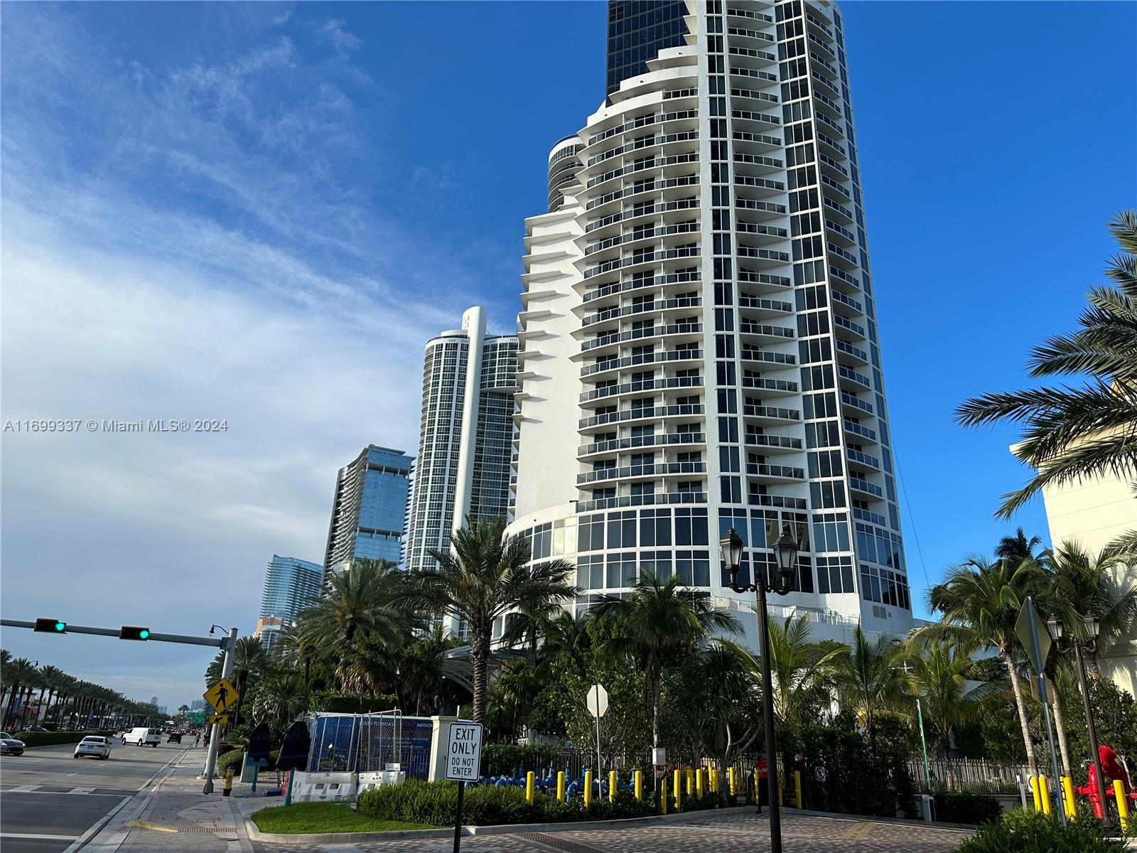 18001 Collins Ave, Sunny Isles Beach, Florida image 1