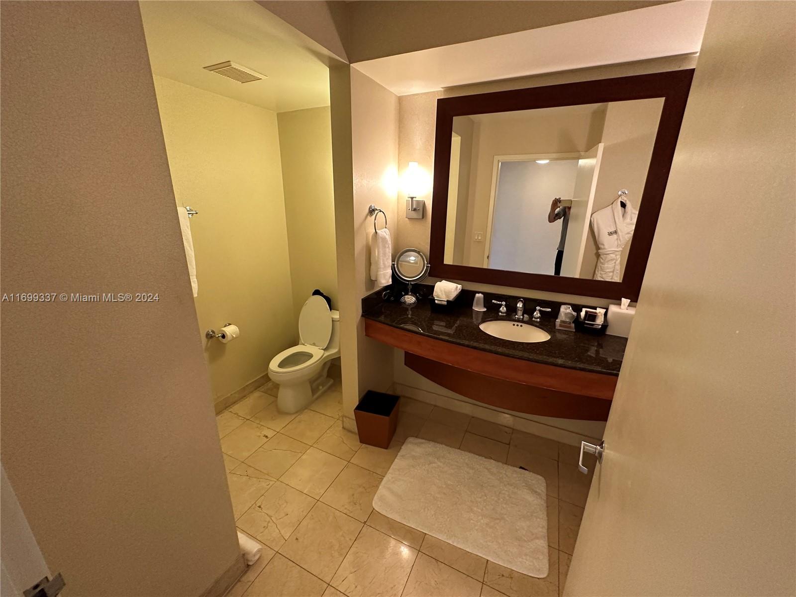 18001 Collins Ave, Sunny Isles Beach, Florida image 21