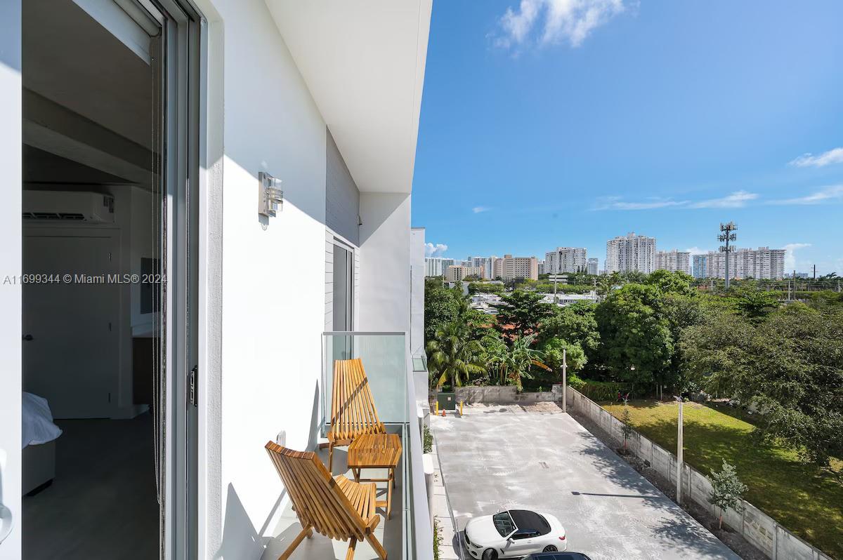 18501 Ne 25th Ct Studio Unit, North Miami Beach, Florida image 14