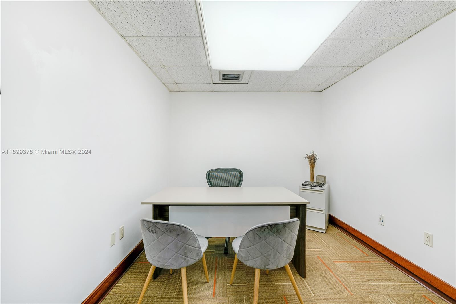Listing Photo 21