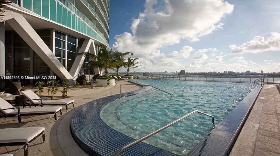 888 Biscayne Blvd #5504, Miami FL 33132