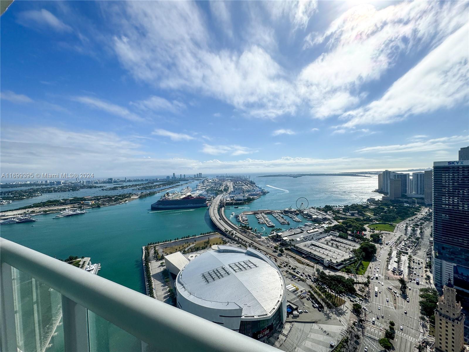 888 Biscayne Blvd #5504, Miami FL 33132