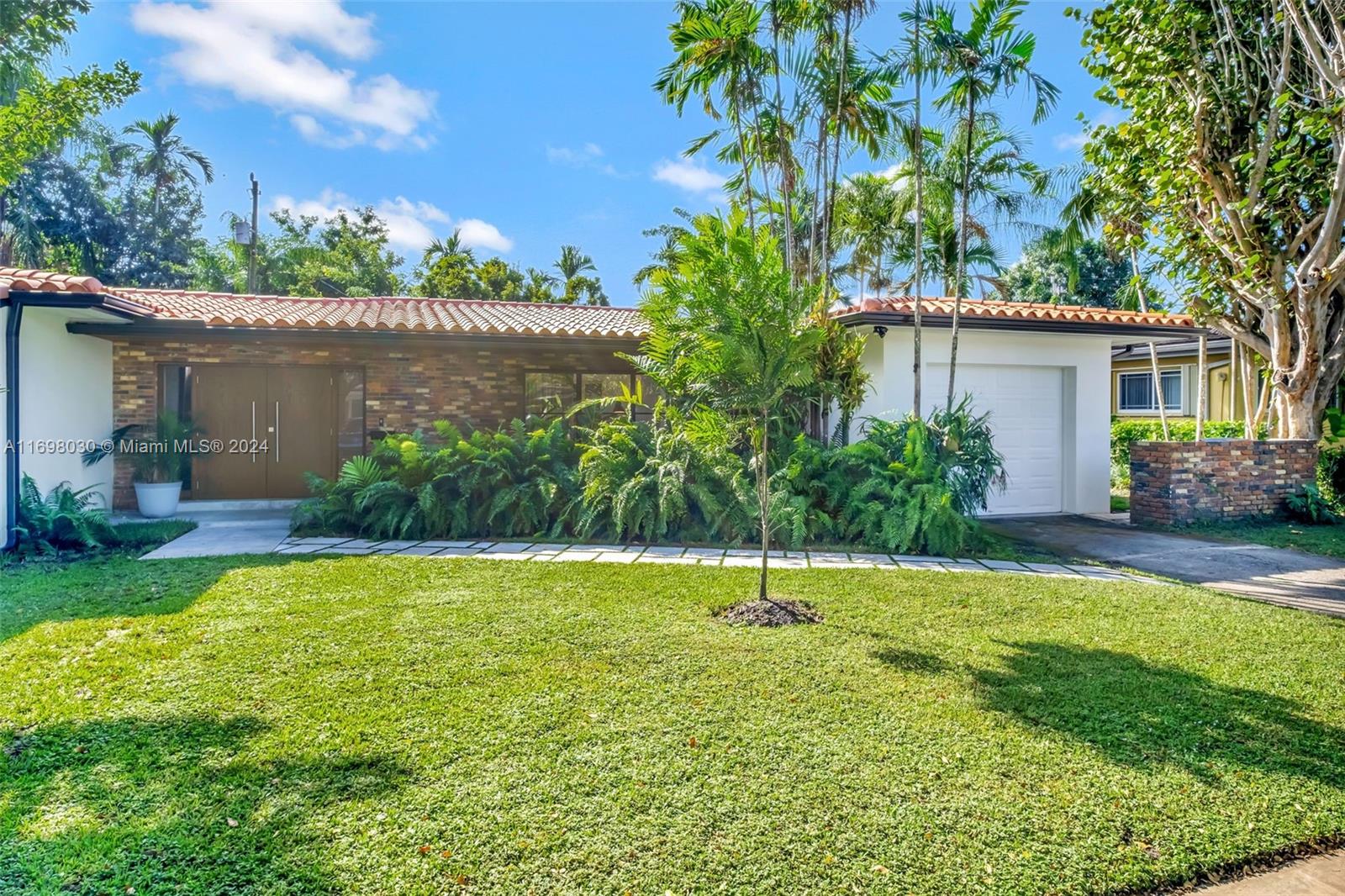 1526 Trillo Ave, Coral Gables, Florida image 3