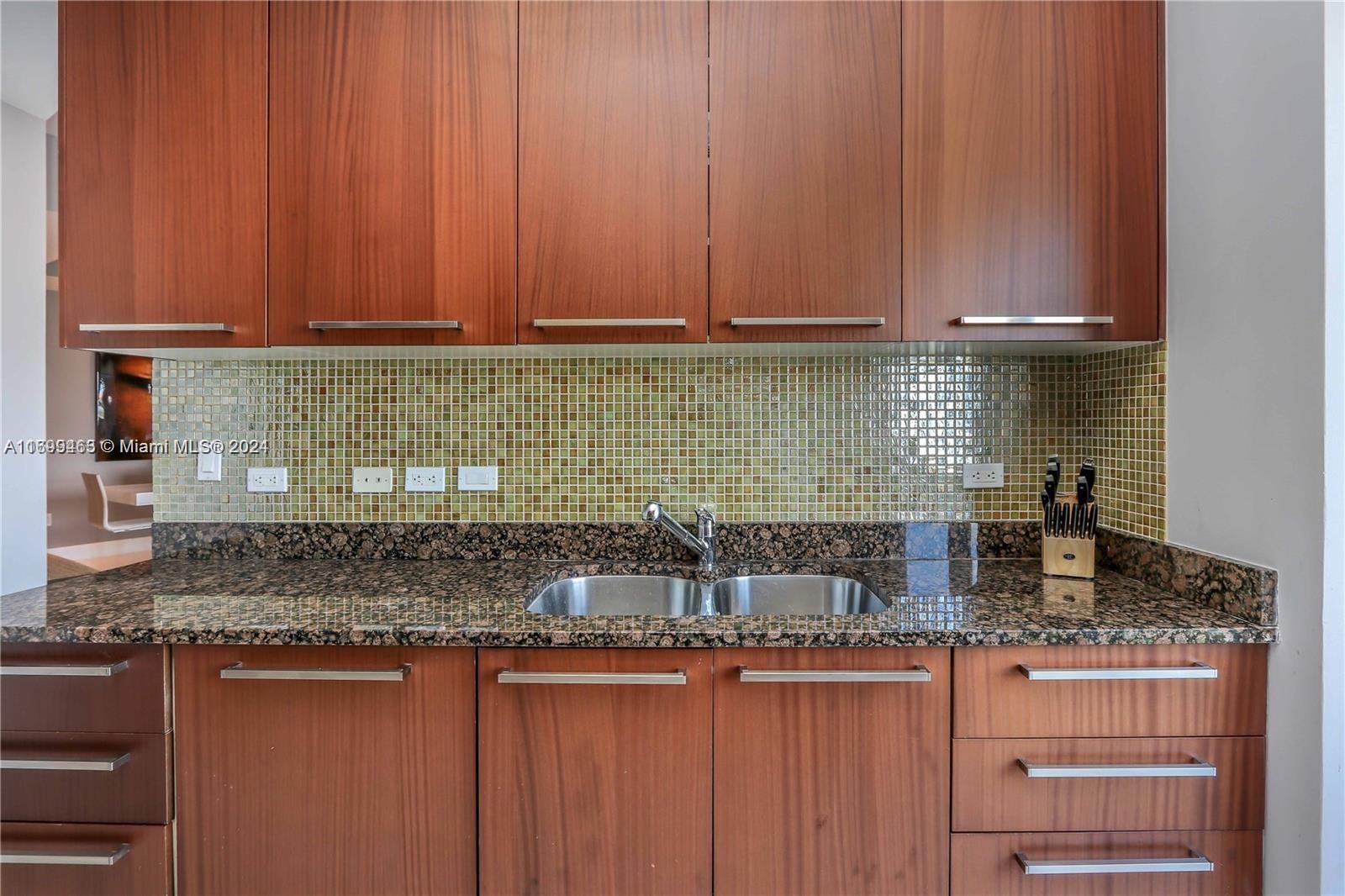 16001 Collins Ave #1405, Sunny Isles Beach FL 33160