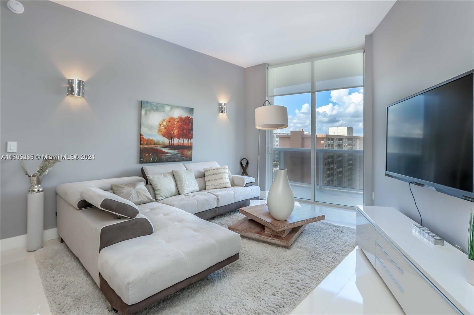 16001 Collins Ave #1405, Sunny Isles Beach FL 33160