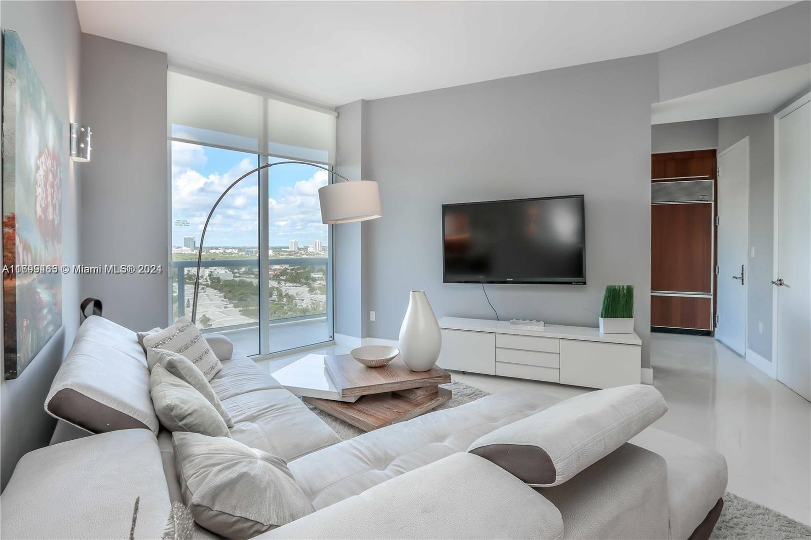 16001 Collins Ave #1405, Sunny Isles Beach FL 33160