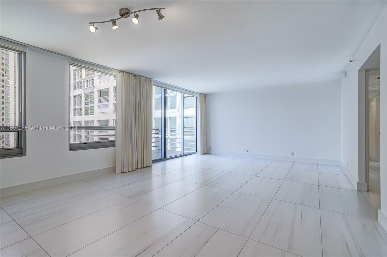 1541 Brickell Ave #C1008, Miami FL 33129