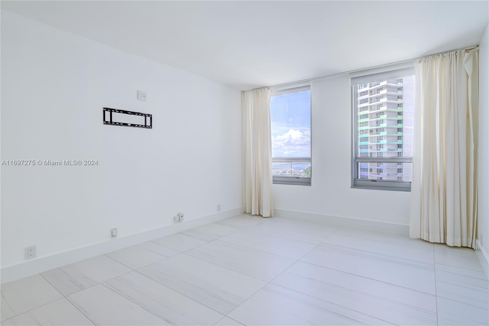 1541 Brickell Ave #C1008, Miami FL 33129
