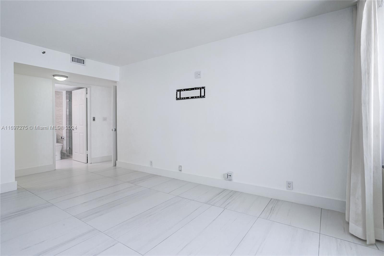 1541 Brickell Ave #C1008, Miami FL 33129