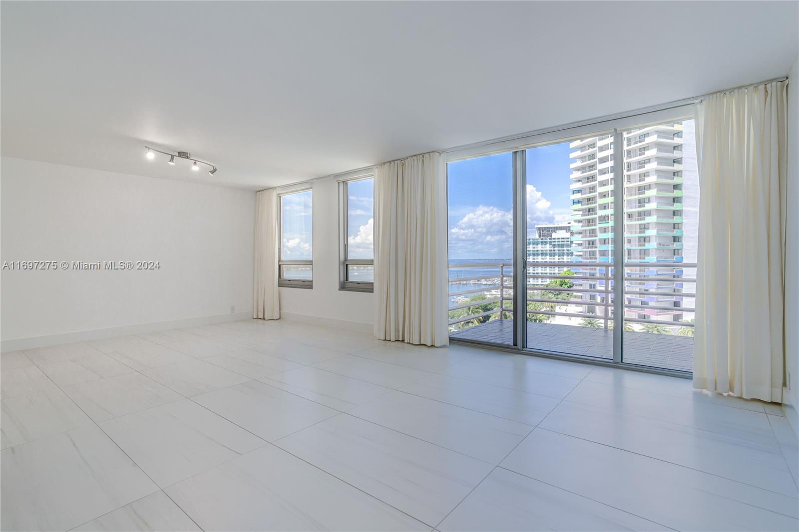 1541 Brickell Ave #C1008, Miami FL 33129