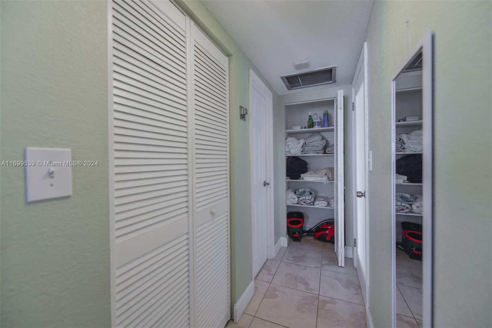 1985 S Ocean Dr #19K, Hallandale Beach, Florida image 7