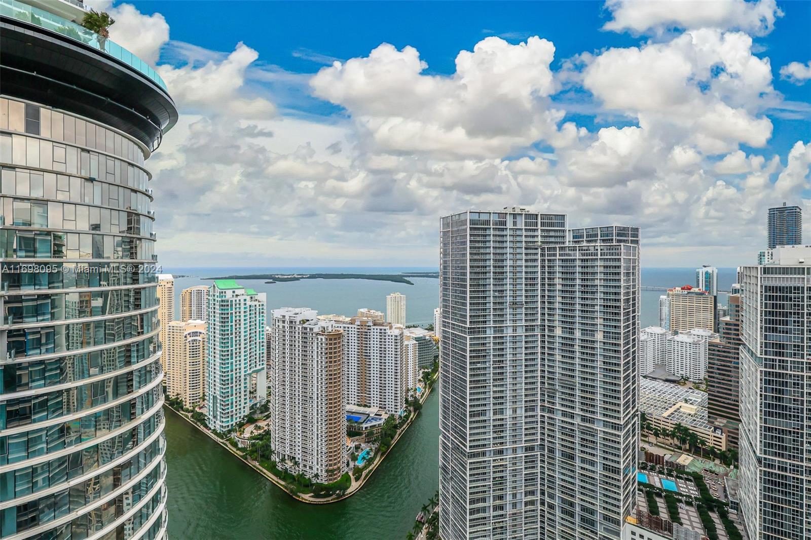 200 Biscayne Boulevard Way #5301, Miami, Florida image 9