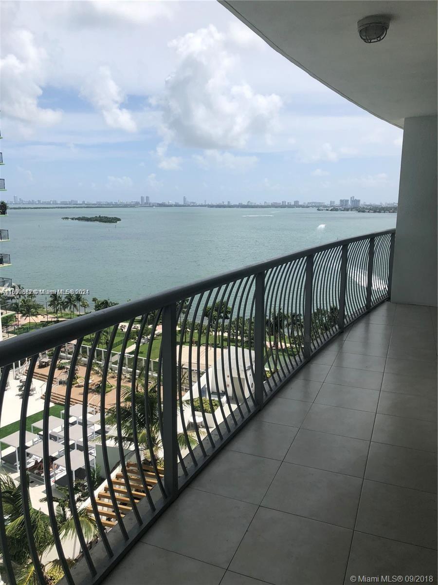 GREAT Location!!! 1BR/1BA Furnished Unit at Opera Tower. Stainless steel appliances. Ceramic tile. Floor to ceiling windows, directly across from Margaret Pace Park, walking distance to Wynwood, close to Brickell, Design district, Miami Beach and airport. SHORT TERM RENTAL.