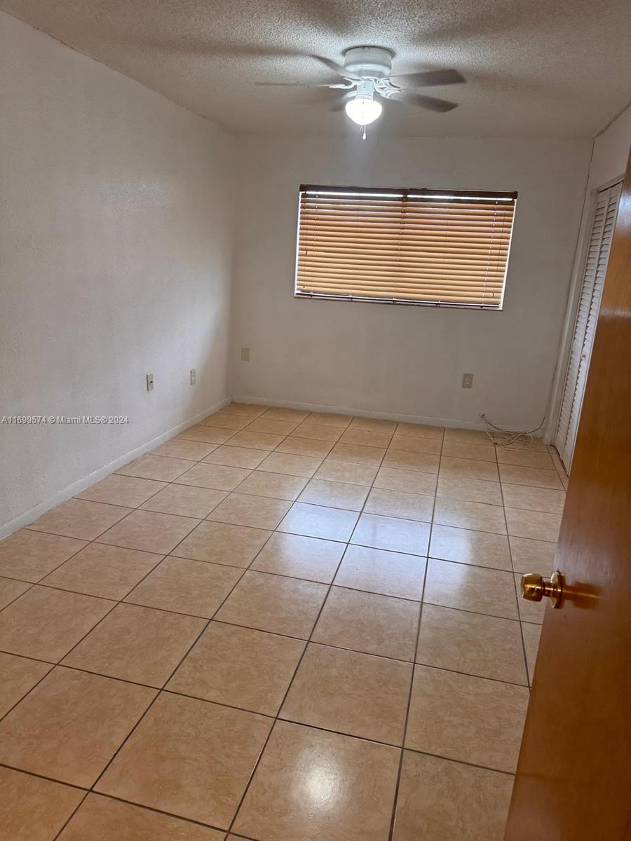 180 Royal Palm Rd #216, Hialeah Gardens, Florida image 16