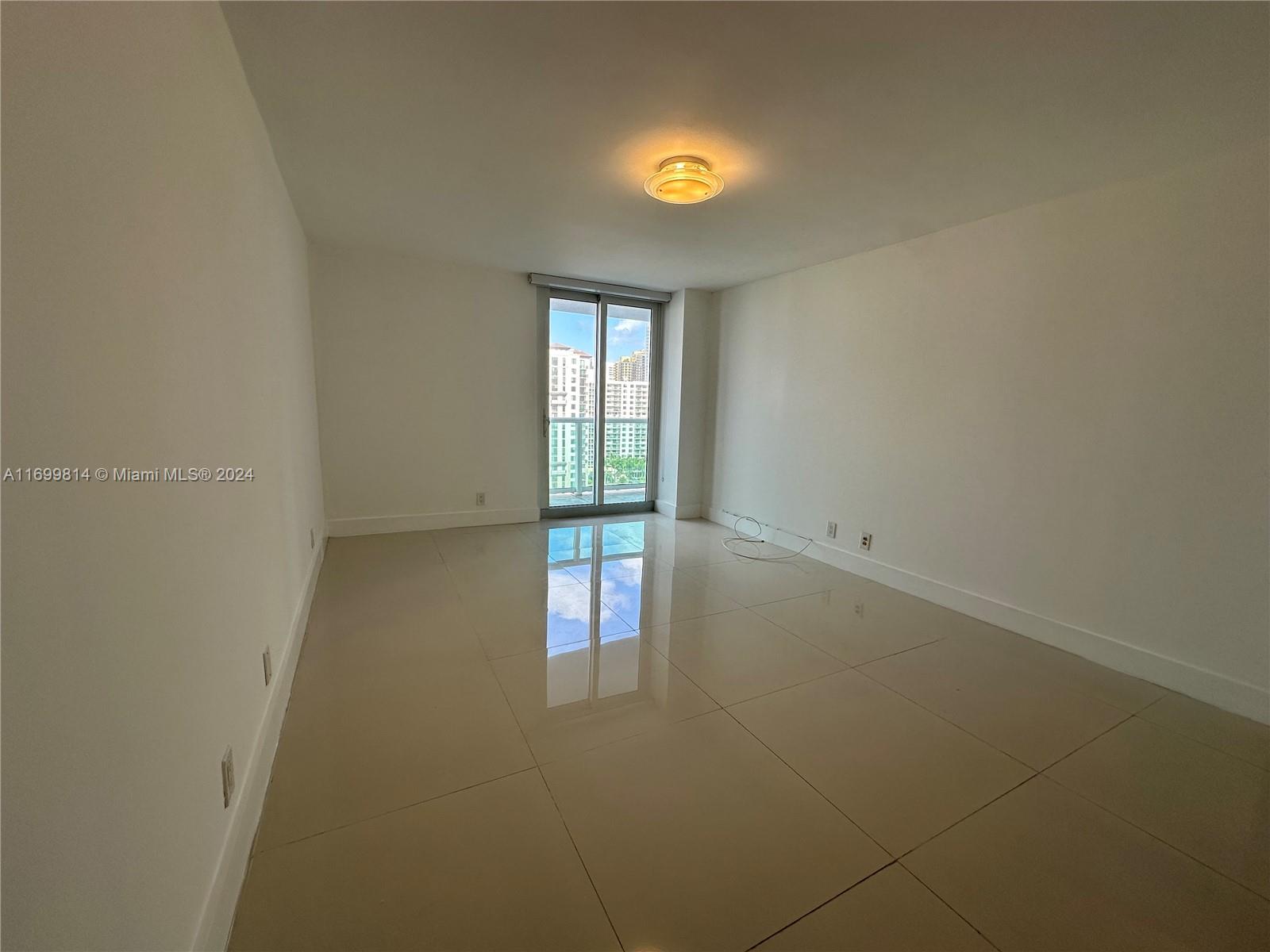 100 Bayview Dr #1528, Sunny Isles Beach, Florida image 18