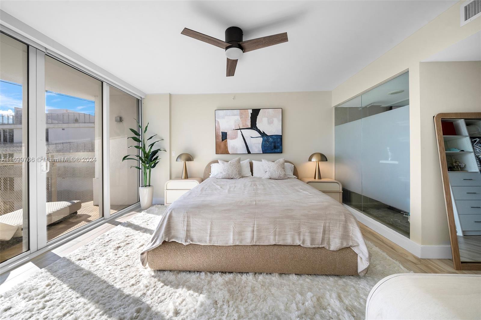2155 Washington Ct #503, Miami Beach FL 33139