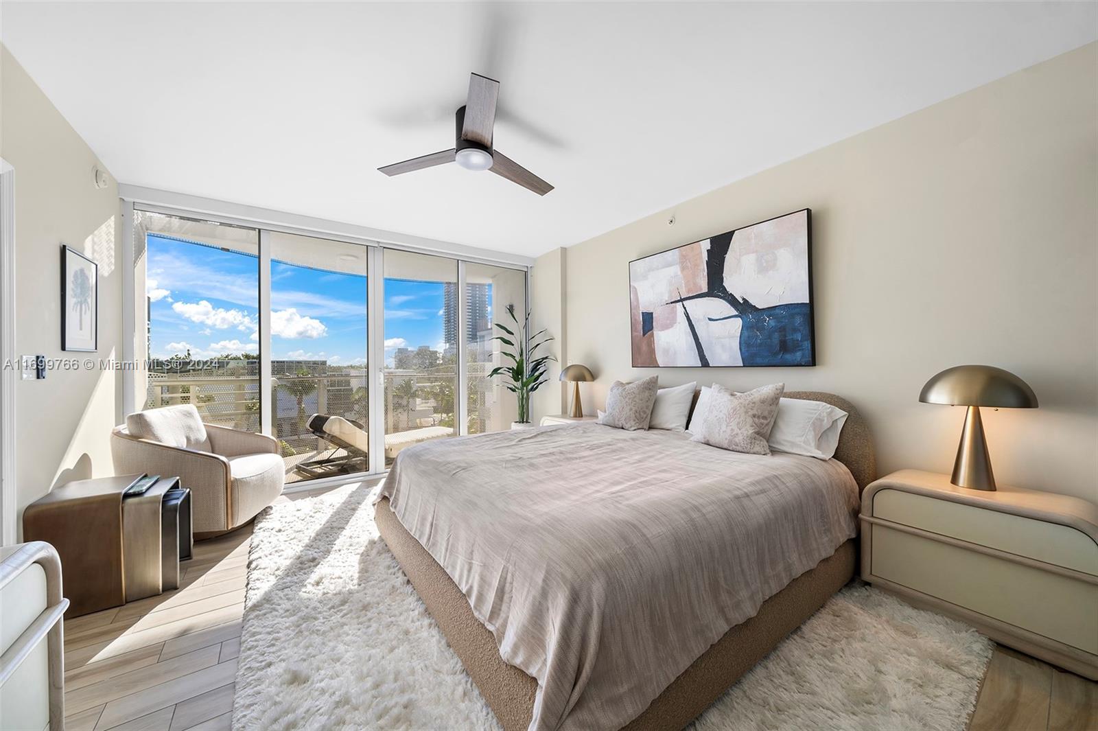 2155 Washington Ct #503, Miami Beach FL 33139