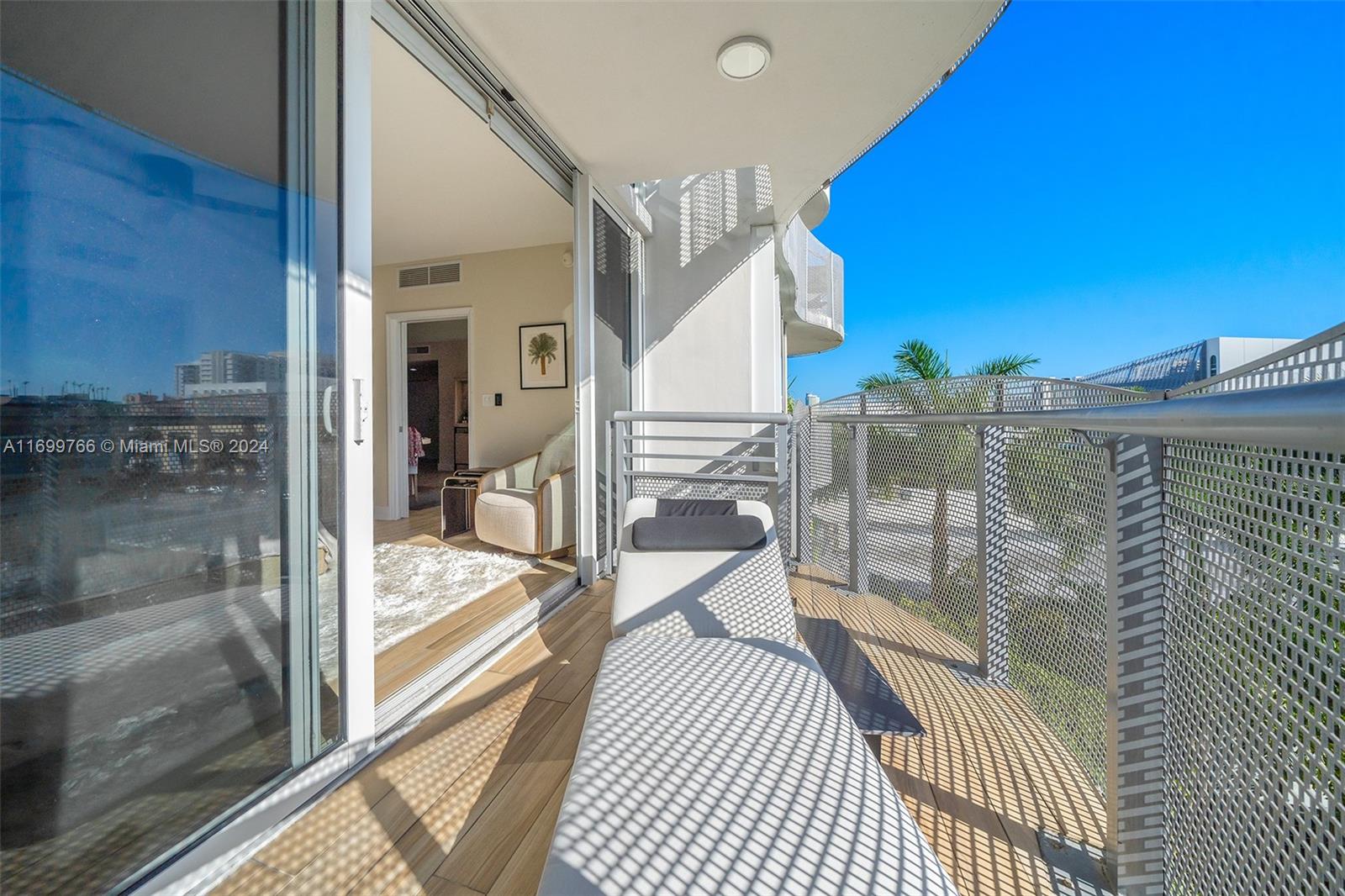 2155 Washington Ct #503, Miami Beach FL 33139