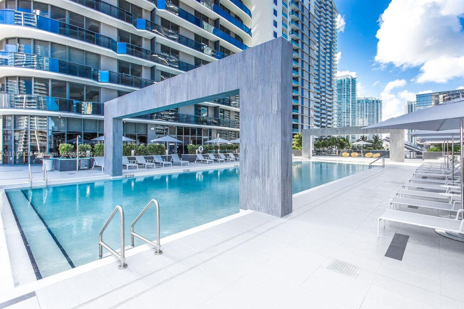 45 SW 9th St #2110, Miami FL 33130