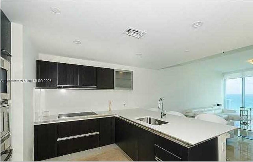 Condo for Rent in Sunny Isles Beach, FL