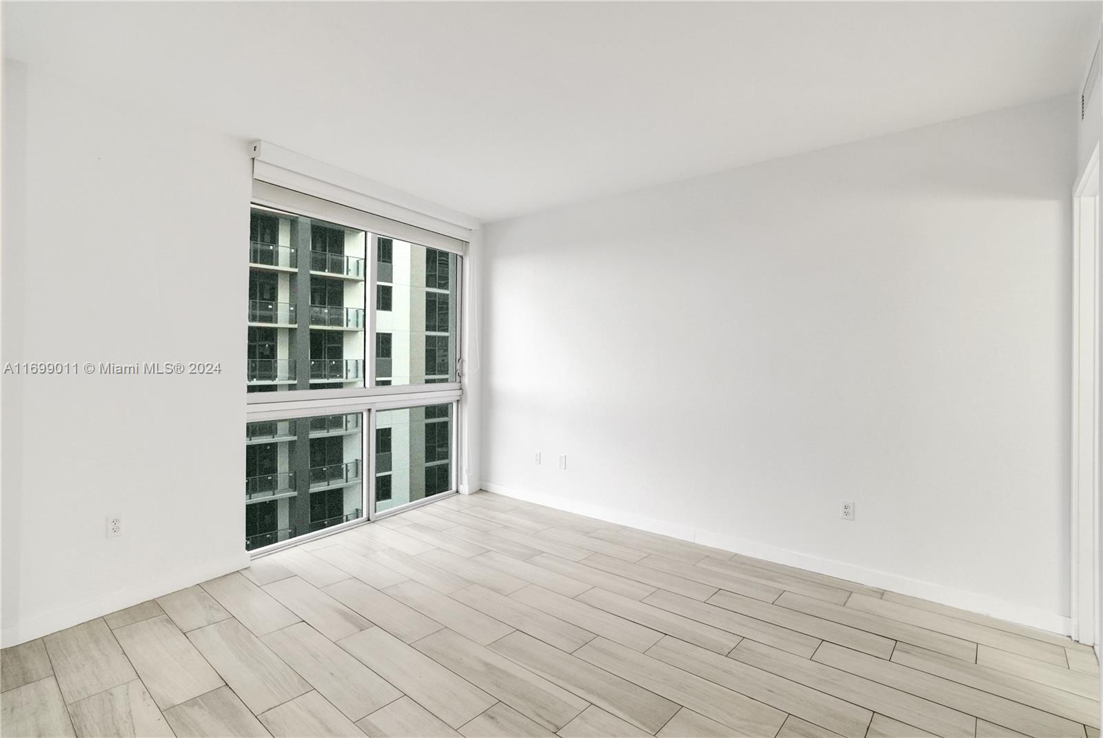 1010 SW 2nd Ave #1708, Miami FL 33130