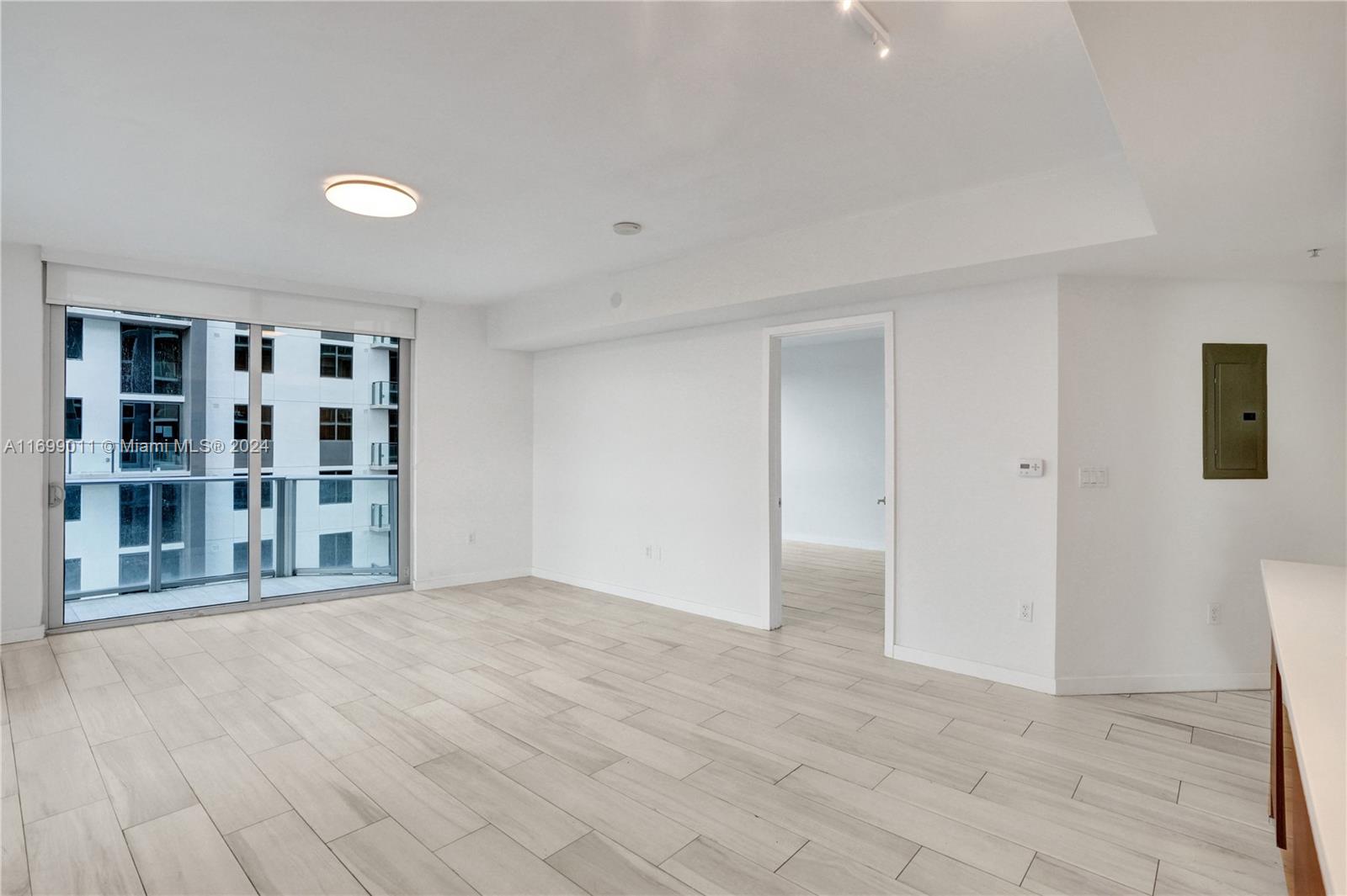 1010 SW 2nd Ave #1708, Miami FL 33130