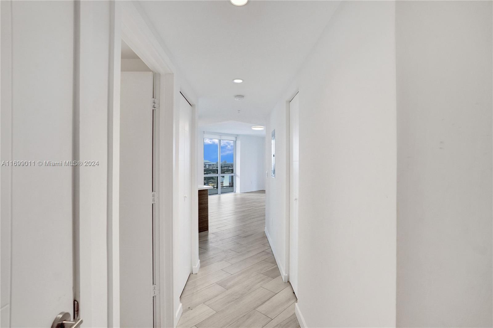 1010 SW 2nd Ave #1708, Miami FL 33130