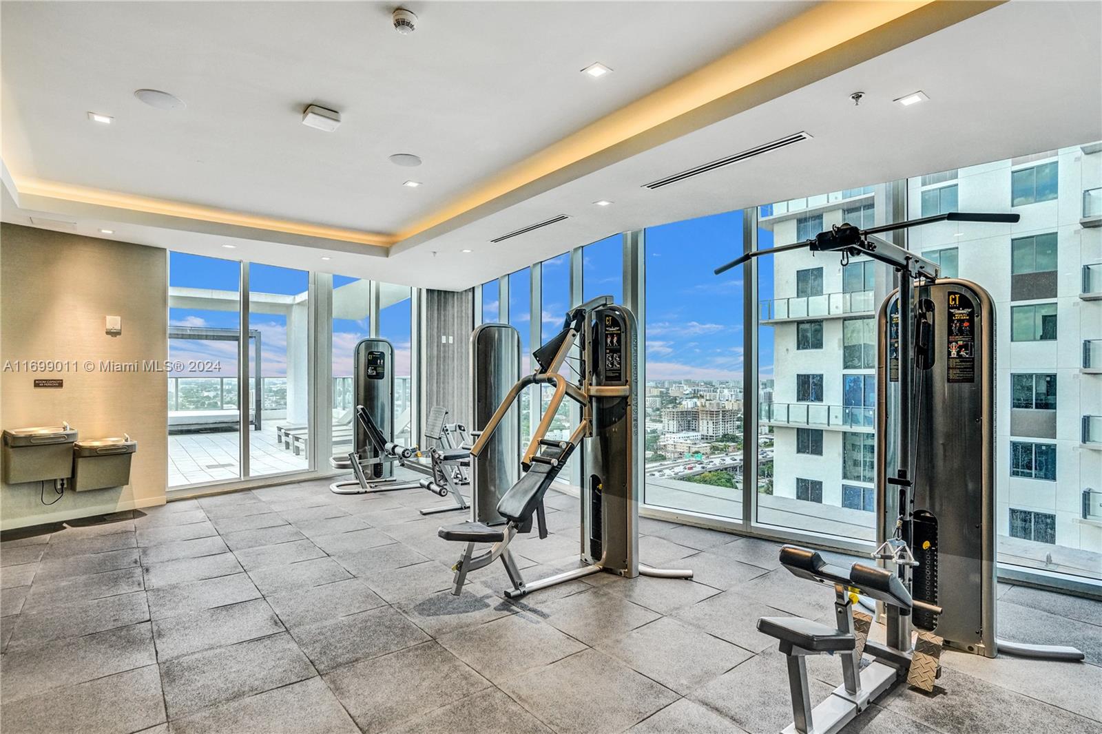 1010 SW 2nd Ave #1708, Miami FL 33130