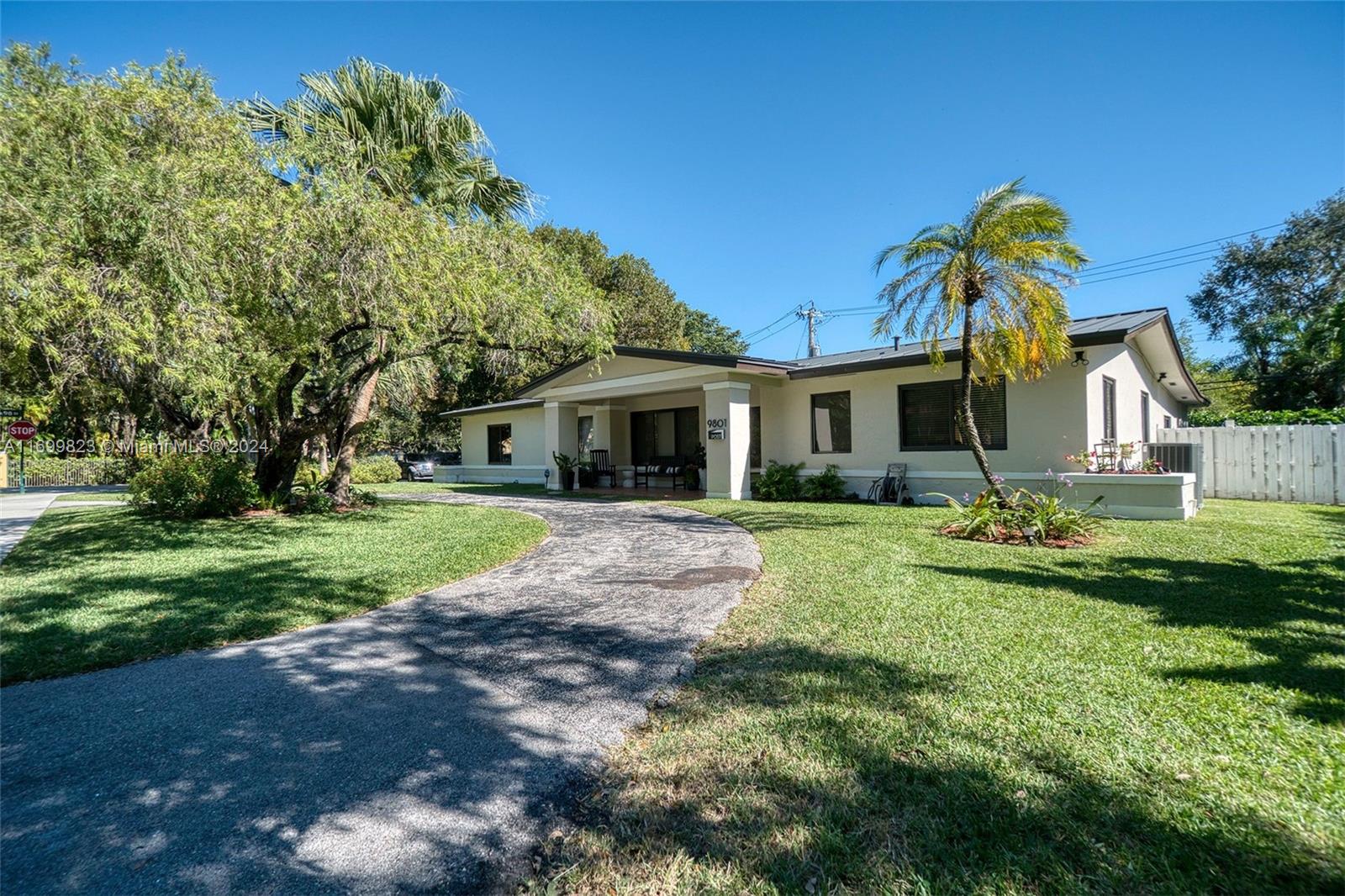 9801 SW 73rd Ct, Pinecrest, Florida image 8