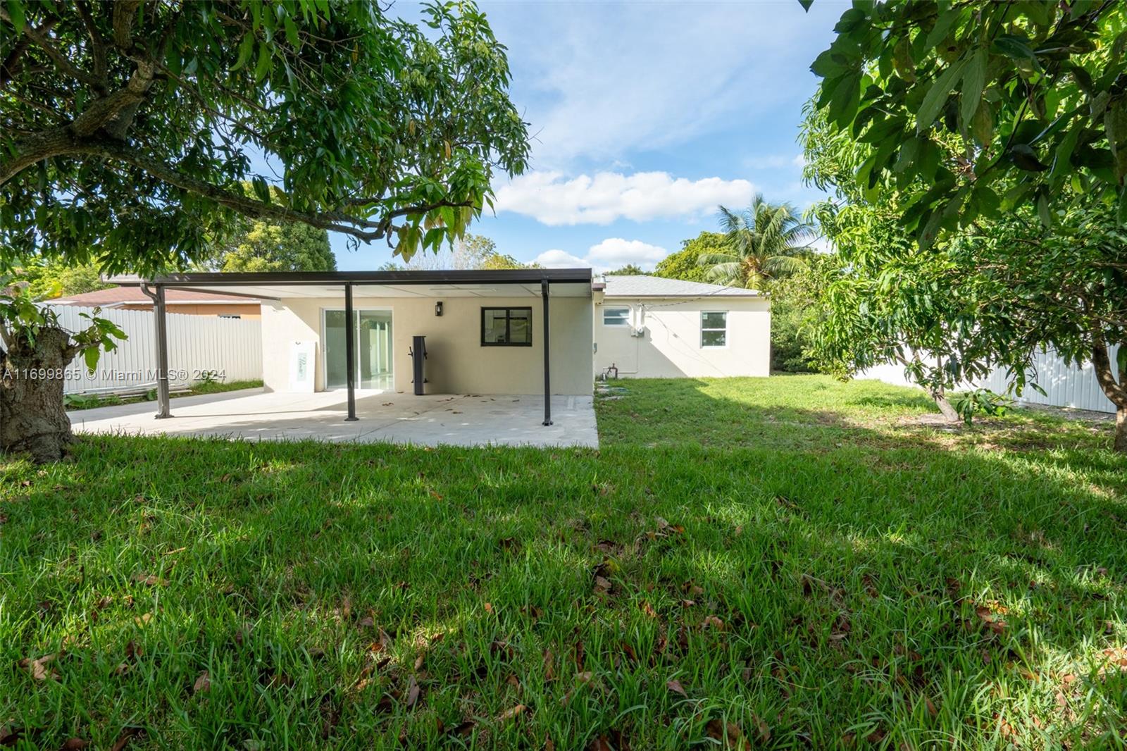 1180 NE 132nd St, North Miami, Florida image 5