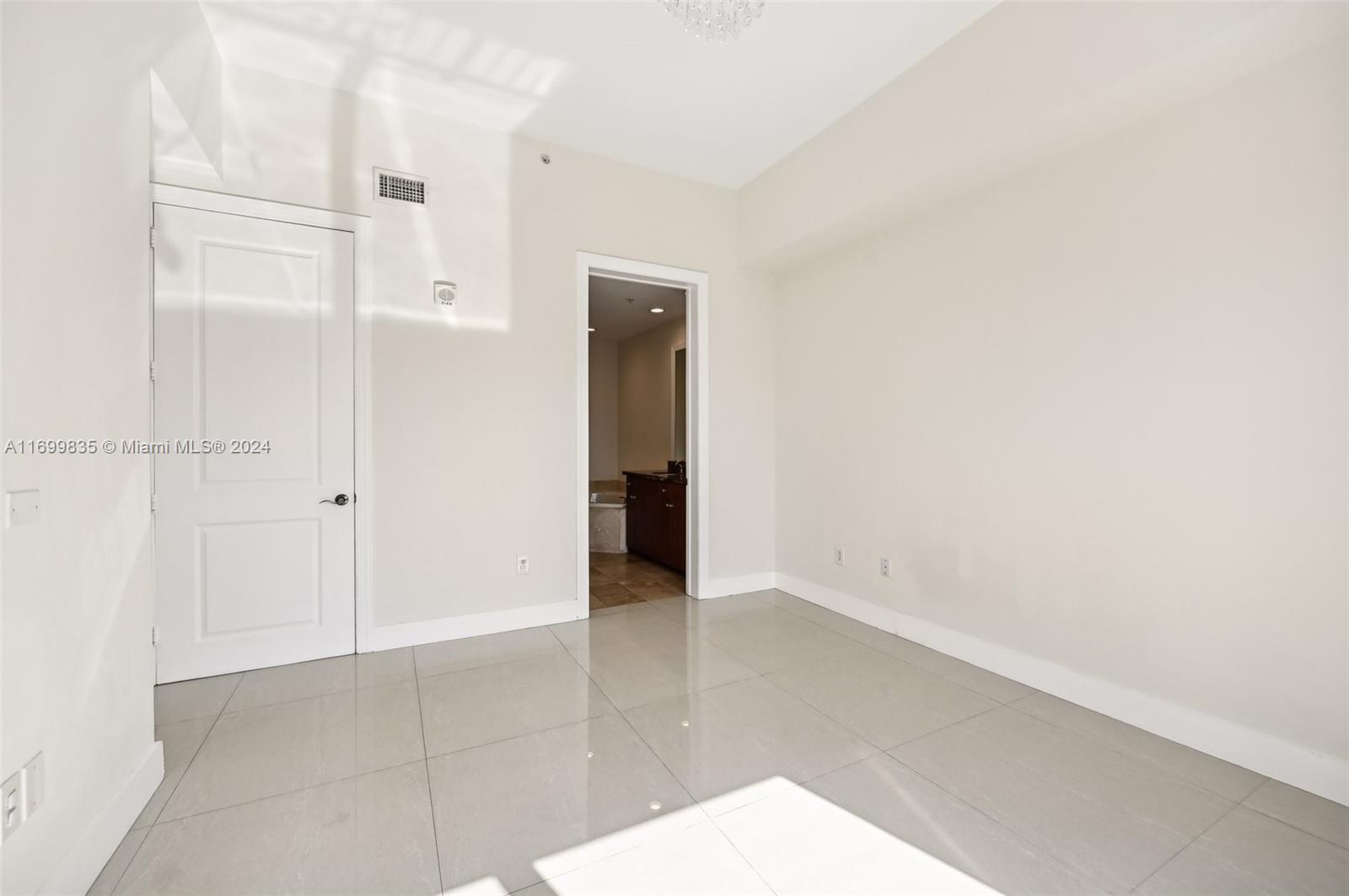 1607 Ponce De Leon Blvd #14B, Coral Gables, Florida image 13