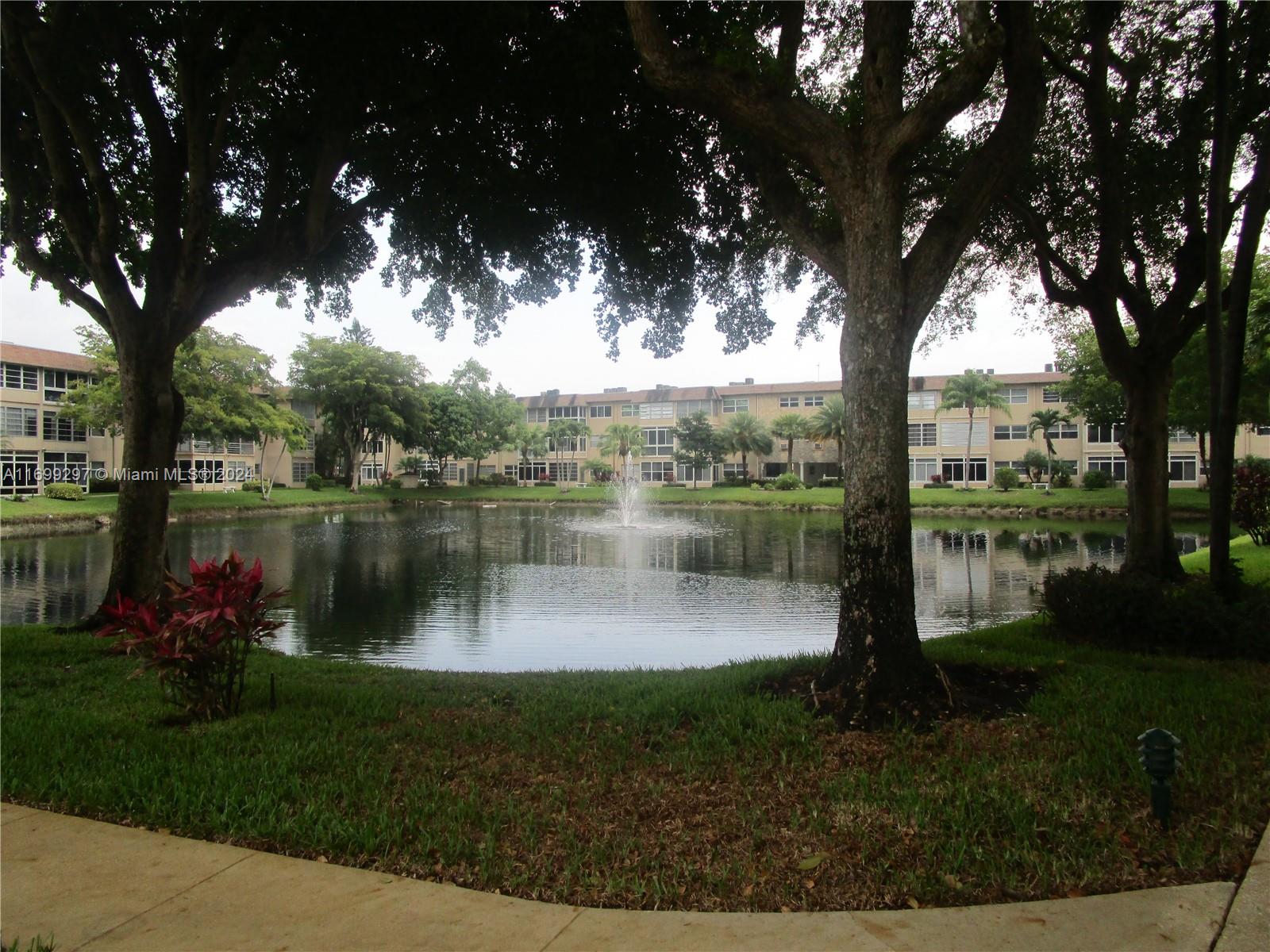 5001 NW 34 #102, Lauderdale Lakes, Florida image 11