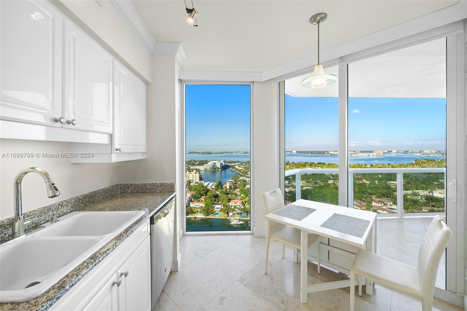 4775 Collins Ave #3406, Miami Beach FL 33140