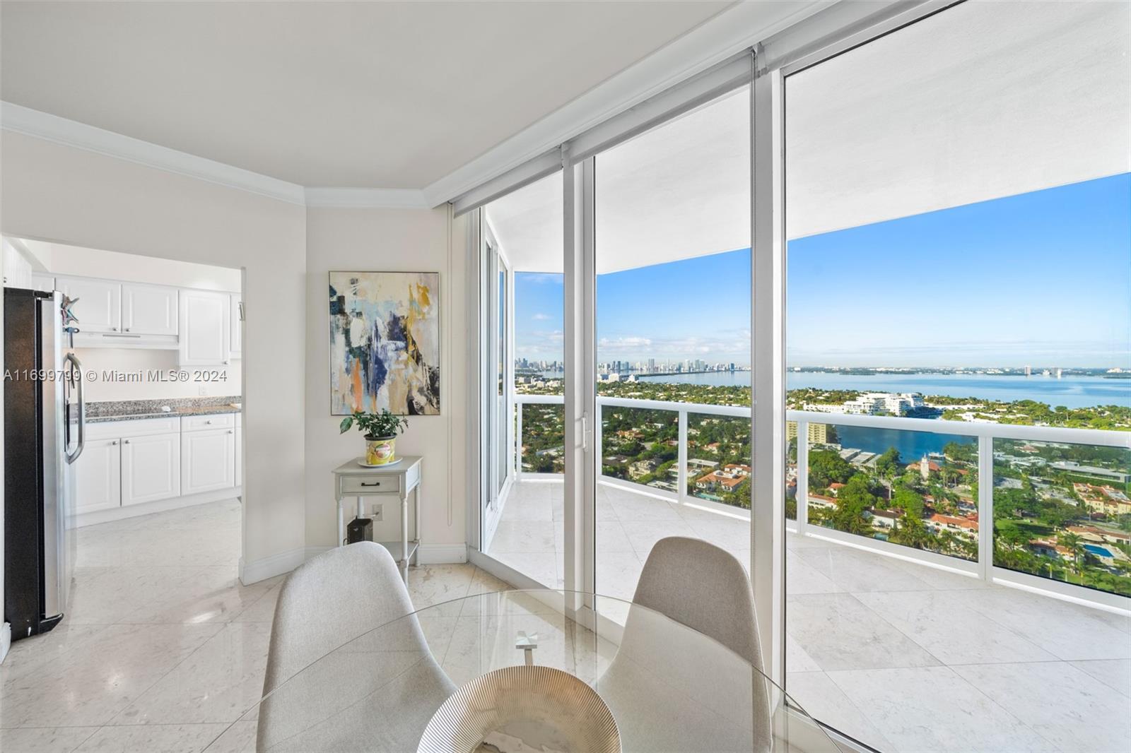 4775 Collins Ave #3406, Miami Beach FL 33140