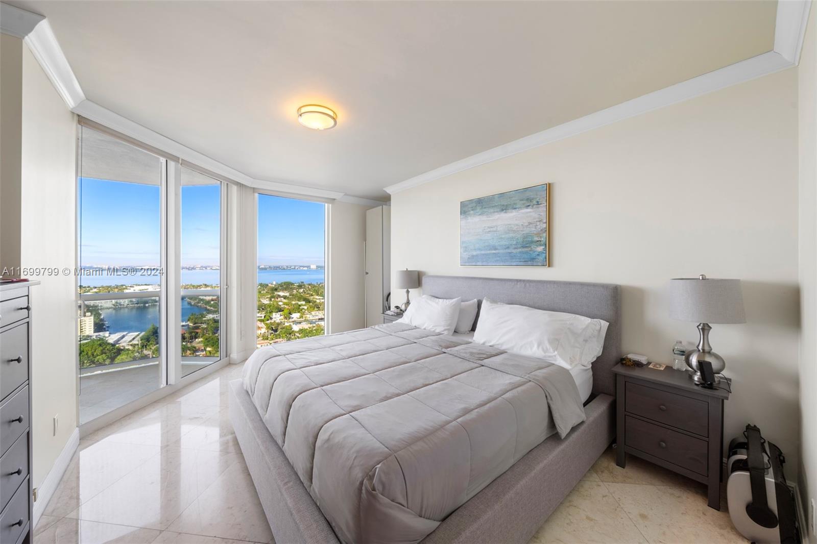 4775 Collins Ave #3406, Miami Beach FL 33140