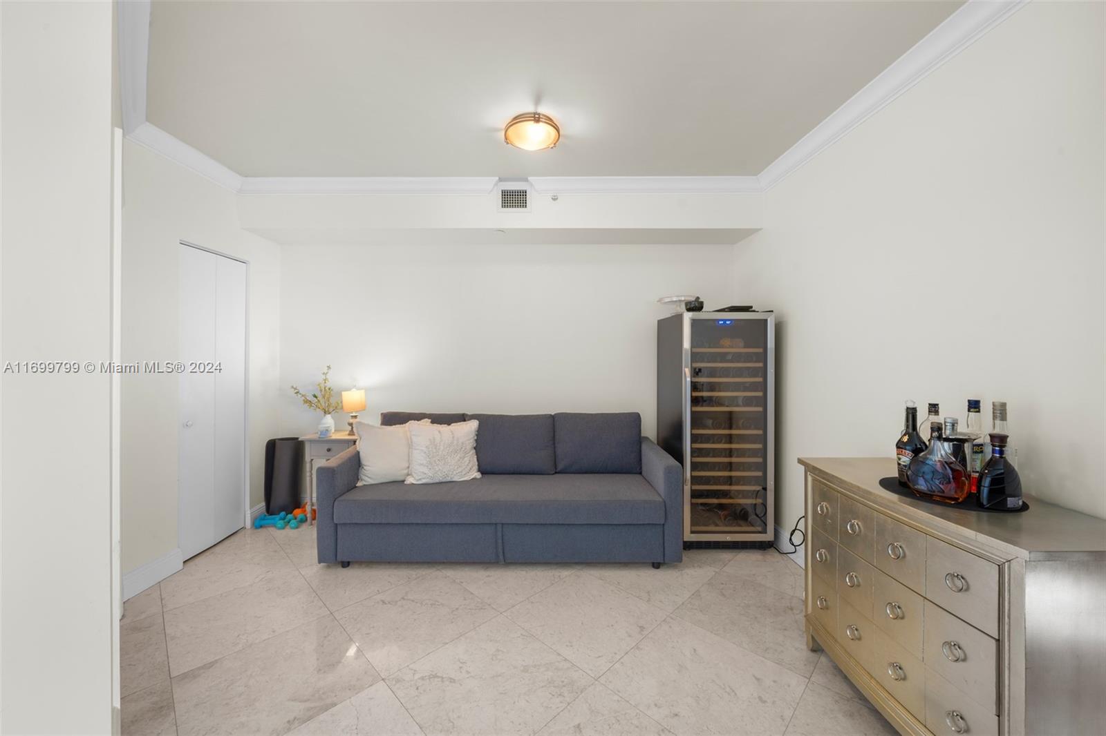 4775 Collins Ave #3406, Miami Beach FL 33140