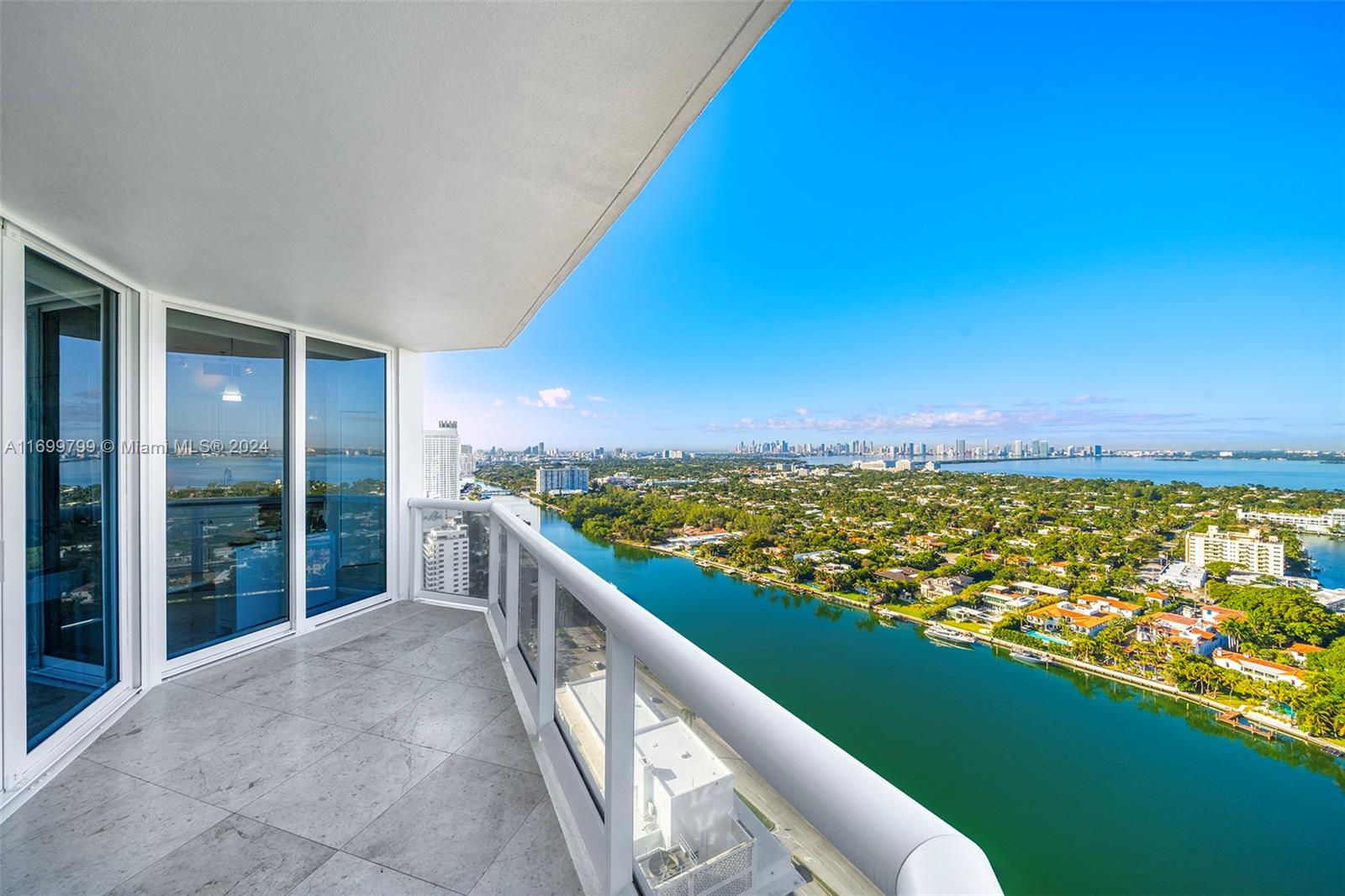 4775 Collins Ave #3406, Miami Beach FL 33140