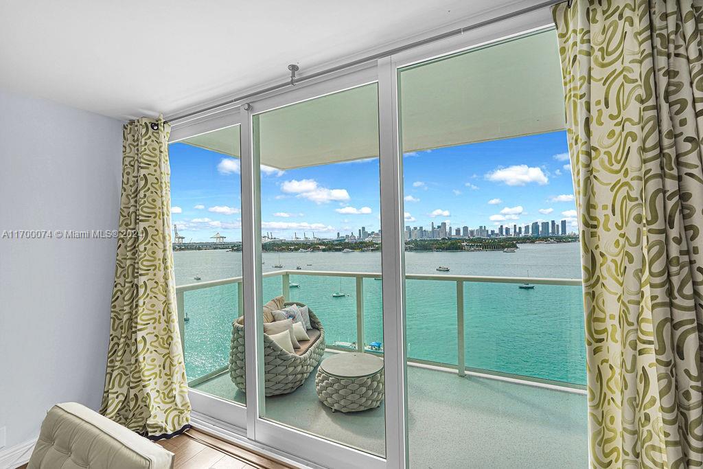 1000 West Ave #1014, Miami Beach, Florida image 12