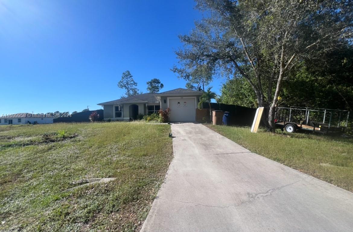 520 Killarney, Lehigh Acres, Florida image 1