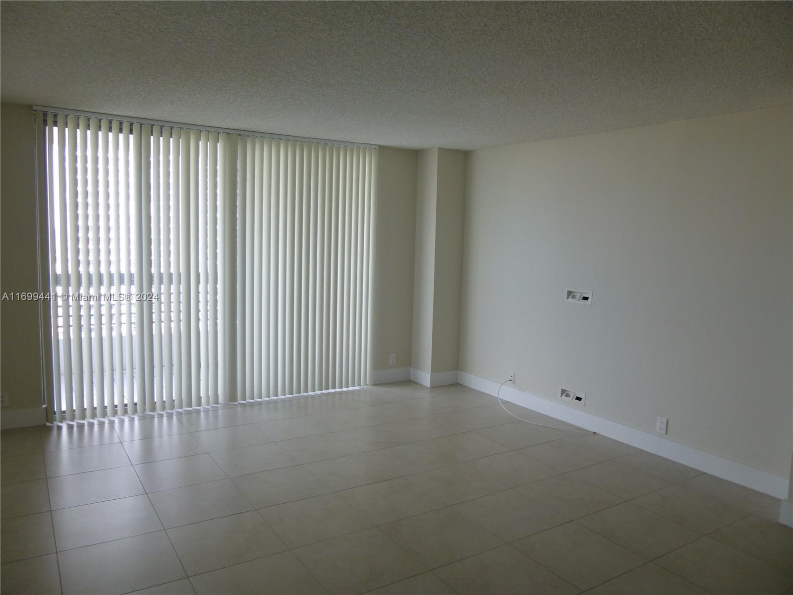 3530 Mystic Pointe Dr #3106, Aventura FL 33180