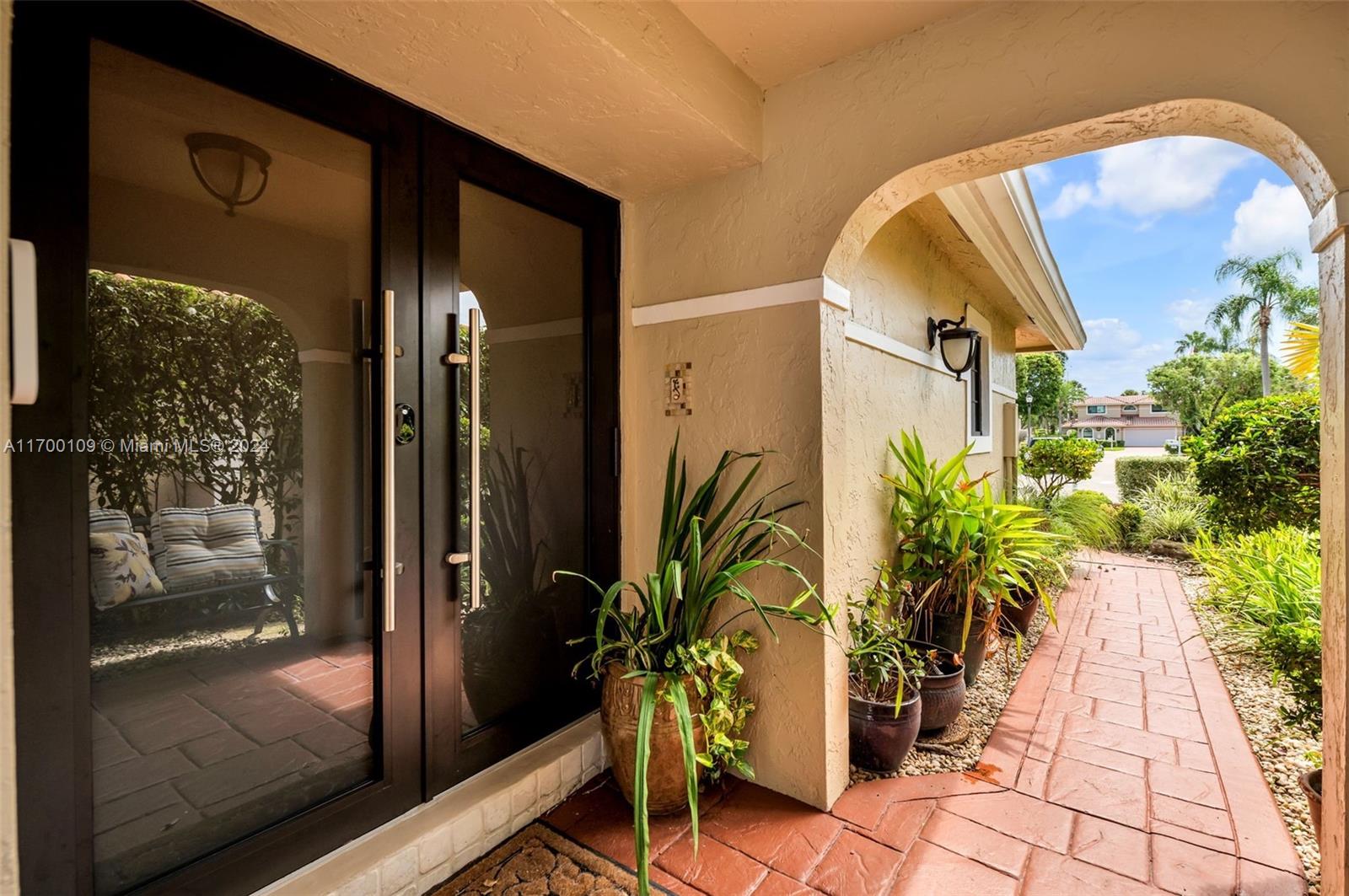 741 Villa Portofino Cir, Deerfield Beach, Florida image 6