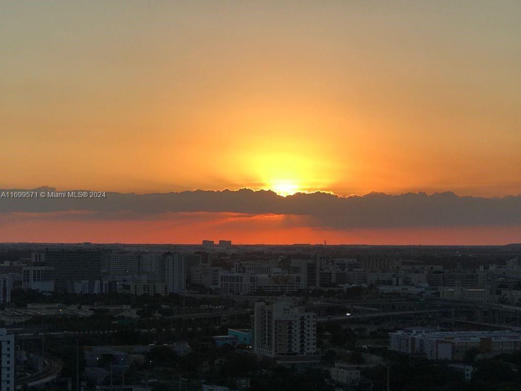 900 Biscayne Blvd #2909, Miami FL 33132