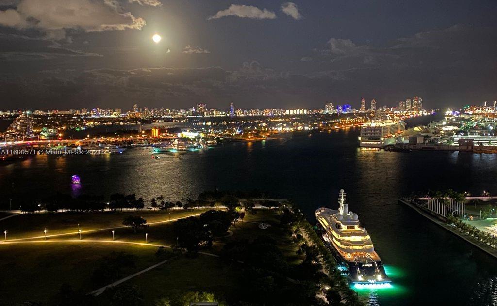 900 Biscayne Blvd #2909, Miami FL 33132