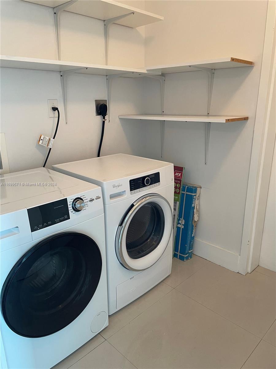 900 Biscayne Blvd #2909, Miami FL 33132