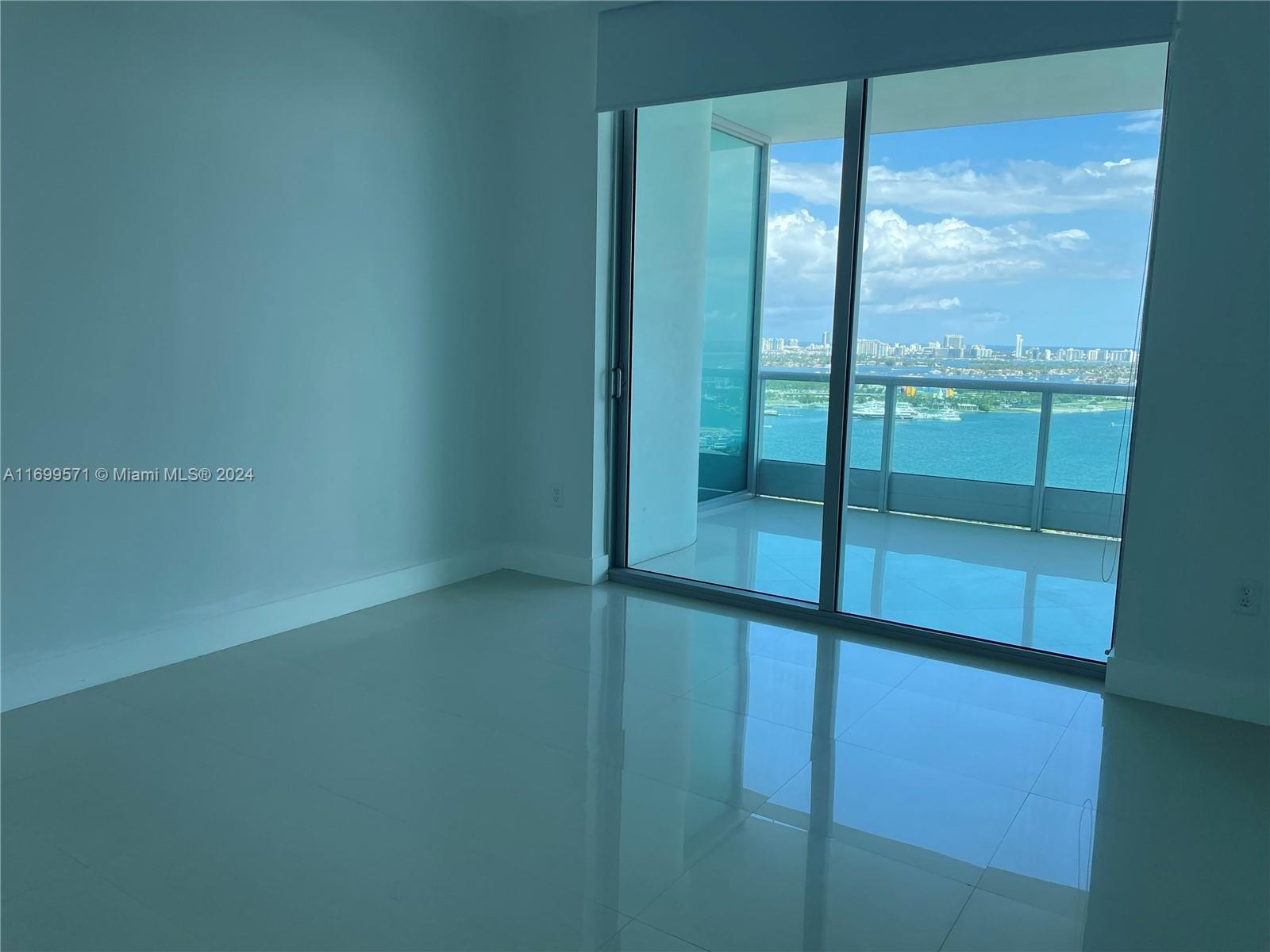 900 Biscayne Blvd #2909, Miami FL 33132