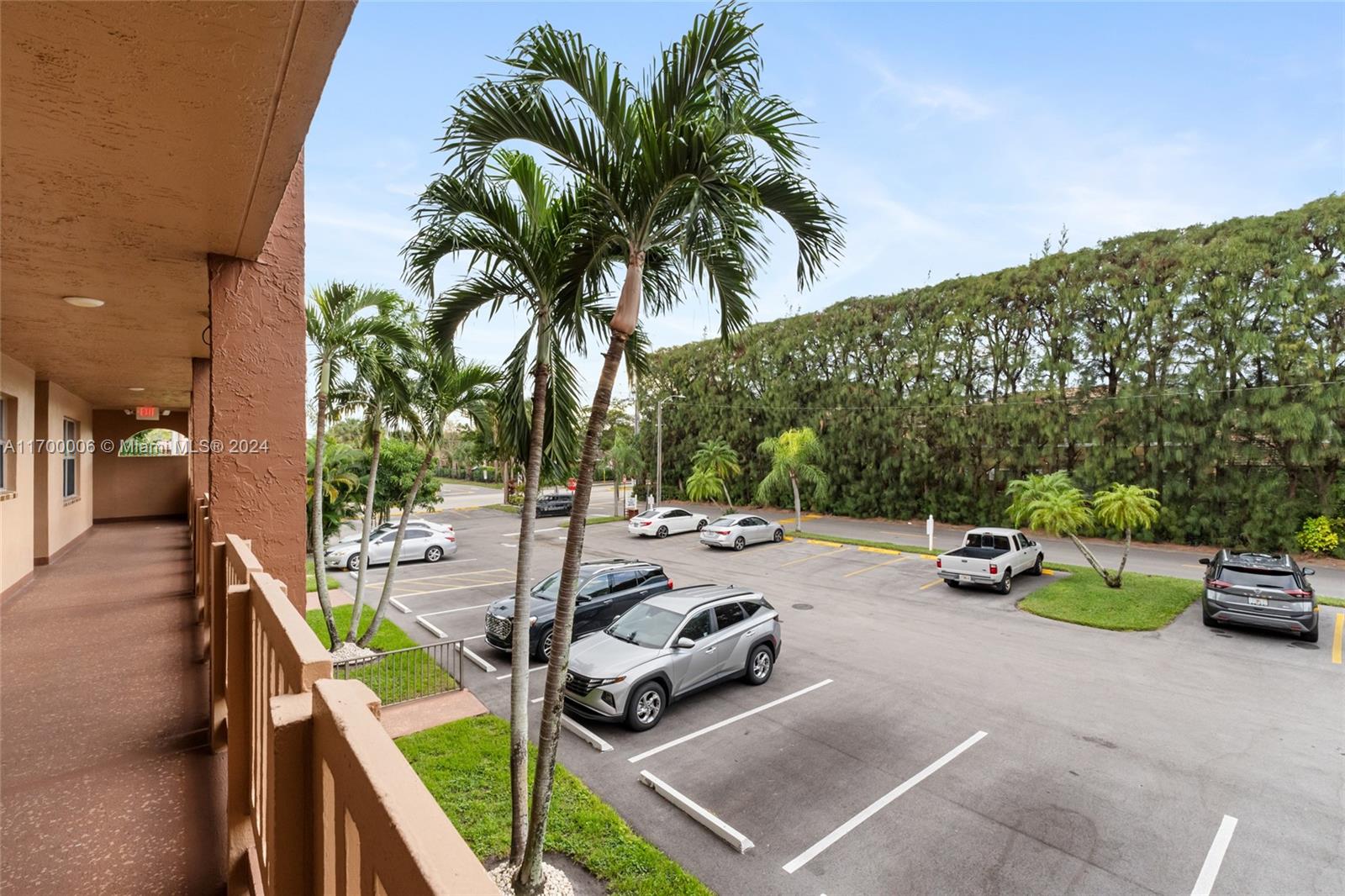 9781 Sunrise Lakes Blvd #204, Sunrise, Florida image 2