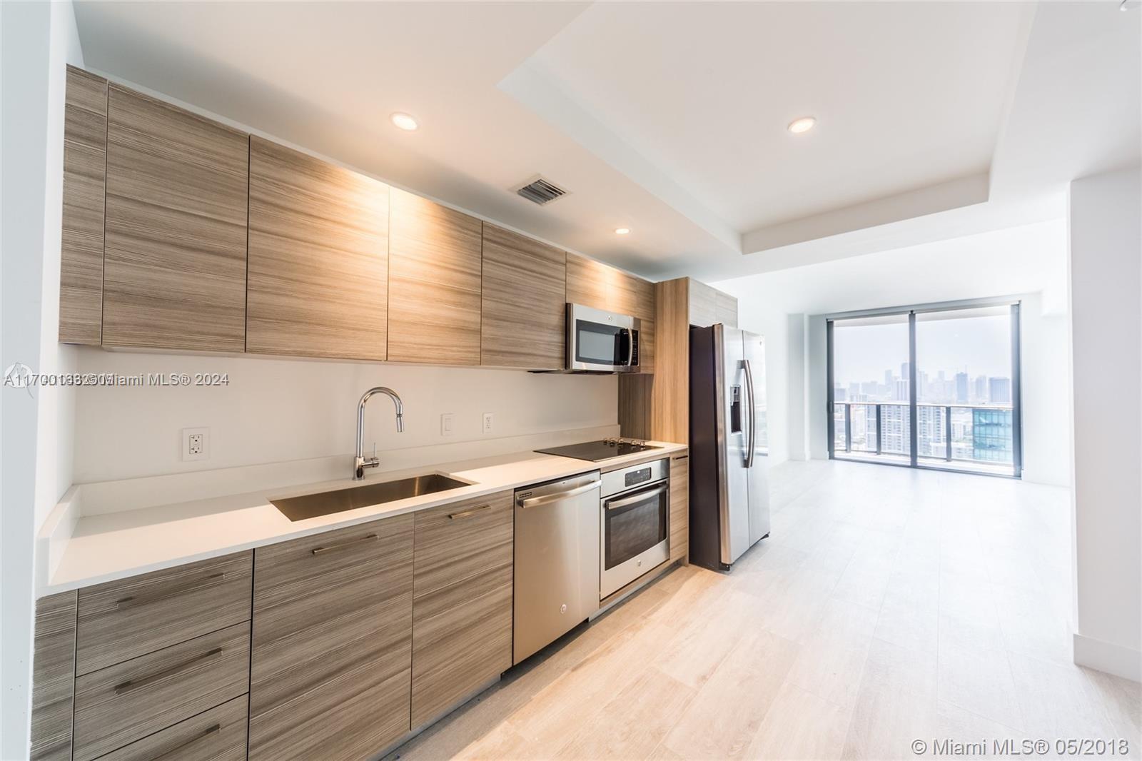 121 NE 34th St #2703, Miami FL 33137