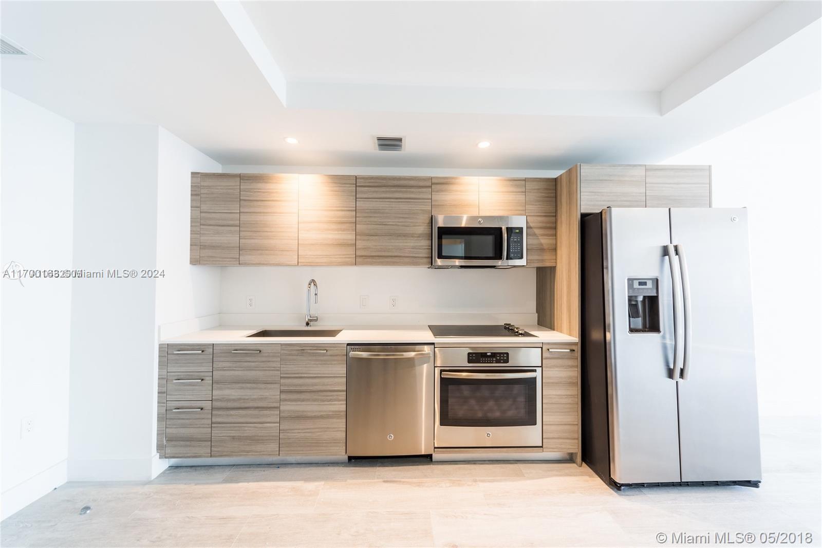 121 NE 34th St #2703, Miami FL 33137