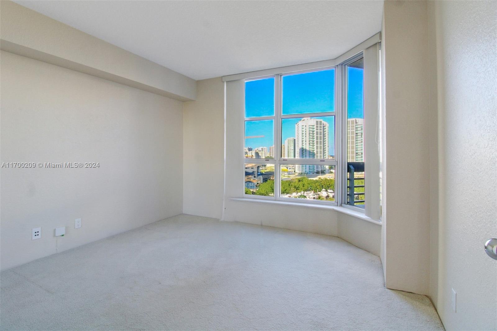 3600 Mystic Pointe Dr #1408, Aventura FL 33180