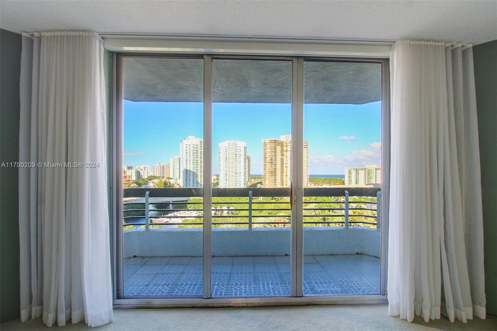 3600 Mystic Pointe Dr #1408, Aventura FL 33180